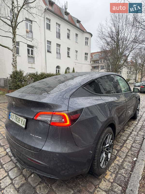 Внедорожник / Кроссовер Tesla Model Y 2022 в Ужгороде