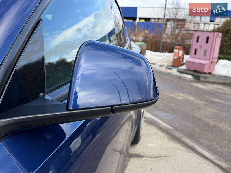 Внедорожник / Кроссовер Tesla Model Y 2021 в Дрогобыче