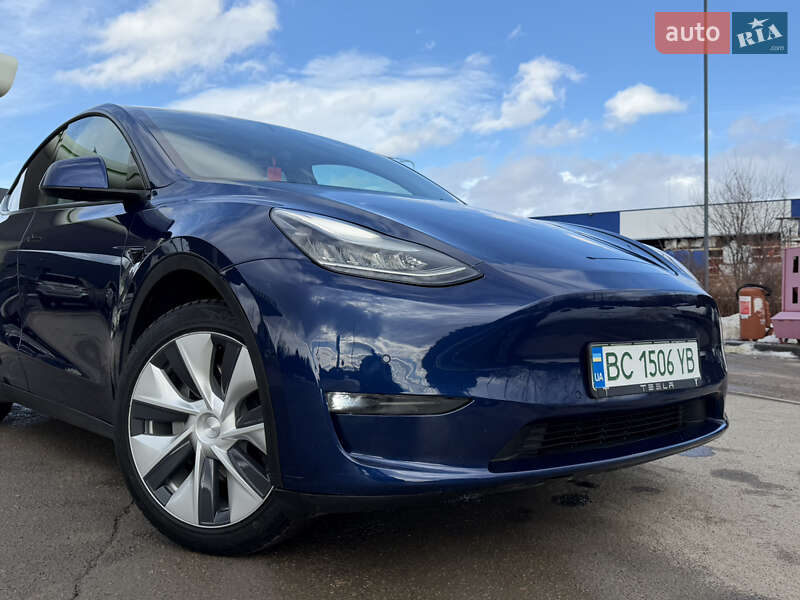 Внедорожник / Кроссовер Tesla Model Y 2021 в Дрогобыче