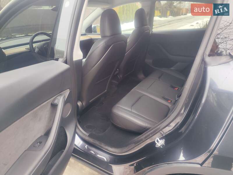 Позашляховик / Кросовер Tesla Model Y 2024 в Черкасах фото 19 Позашляховик / Кросовер Tesla Model Y 2024 в Черкасах