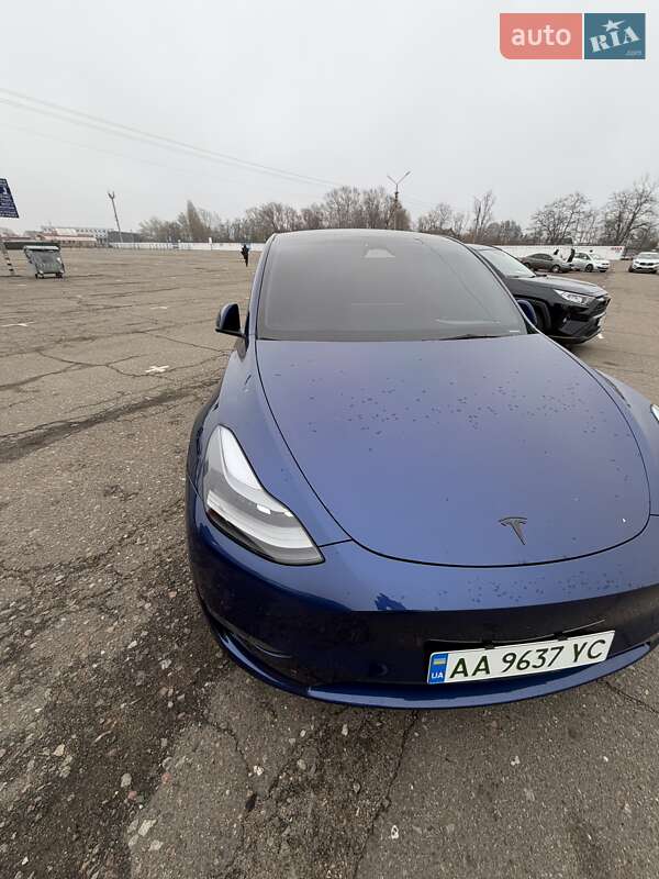 Позашляховик / Кросовер Tesla Model Y 2023 в Києві фото 2 Позашляховик / Кросовер Tesla Model Y 2023 в Києві