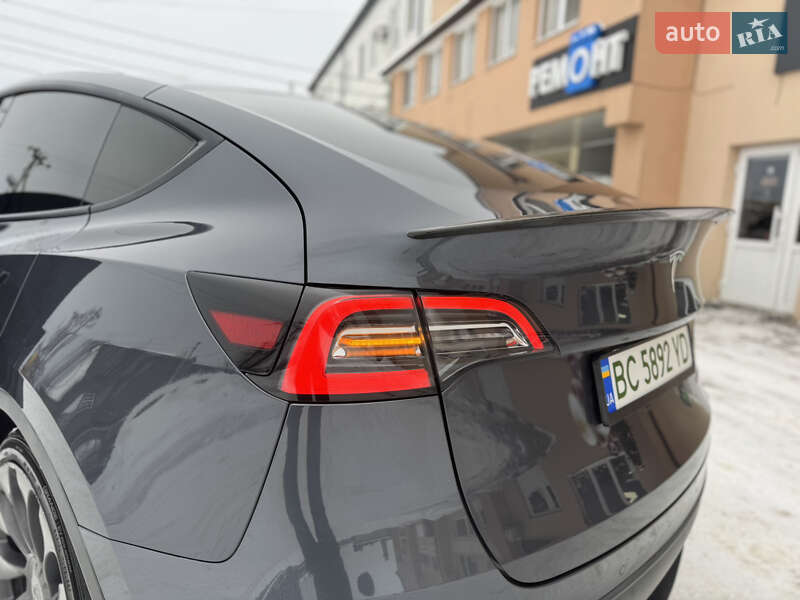 Позашляховик / Кросовер Tesla Model Y 2020 в Луцьку фото 17 Позашляховик / Кросовер Tesla Model Y 2020 в Луцьку