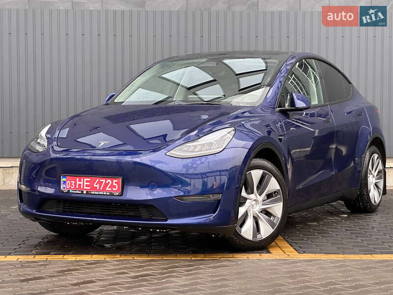 Tesla Model Y 2023