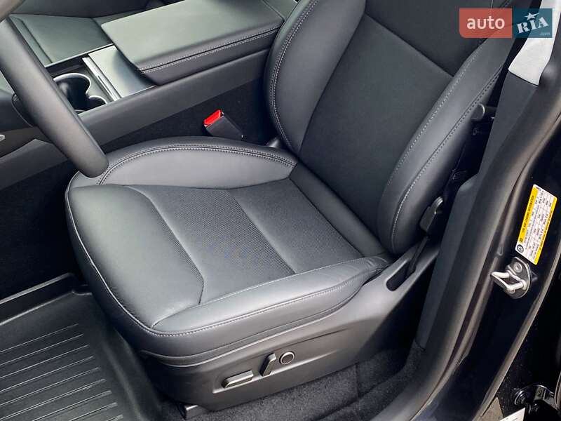 Внедорожник / Кроссовер Tesla Model Y 2025 в Киеве фото 13 Внедорожник / Кроссовер Tesla Model Y 2025 в Киеве