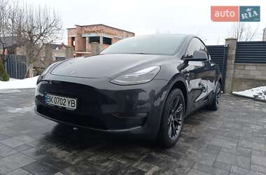 Позашляховик / Кросовер Tesla Model Y 2024 в Рівному
