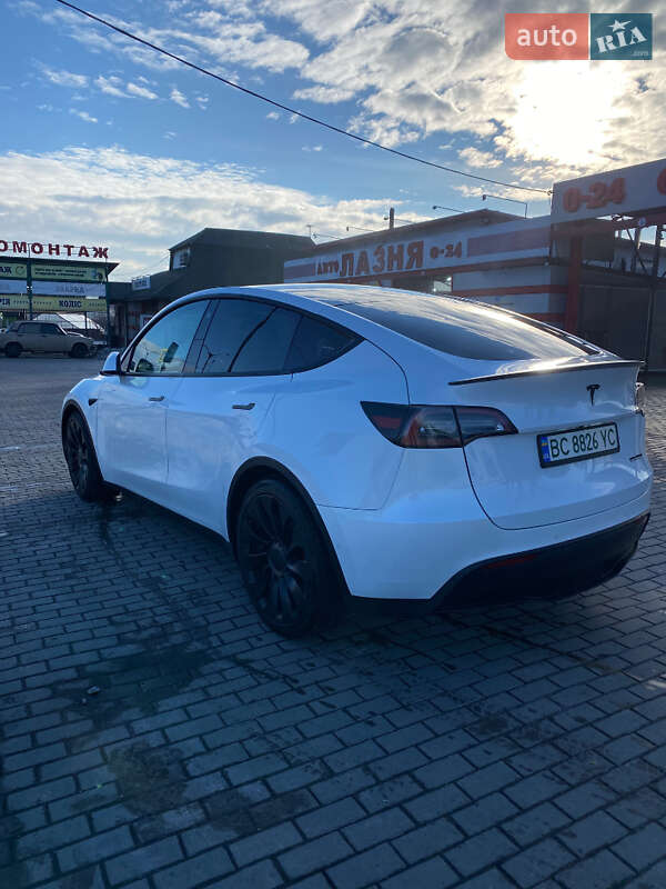 Внедорожник / Кроссовер Tesla Model Y 2021 в Львове