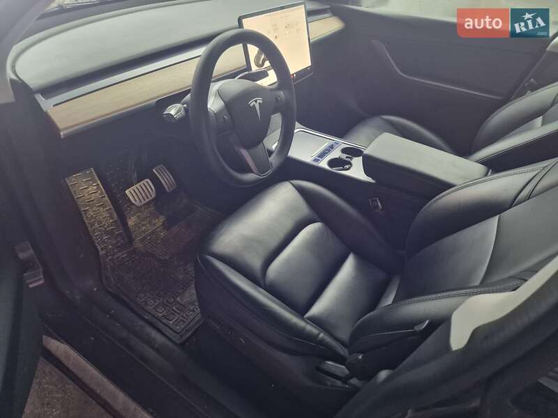 Внедорожник / Кроссовер Tesla Model Y 2021 в Днепре фото 11 Внедорожник / Кроссовер Tesla Model Y 2021 в Днепре