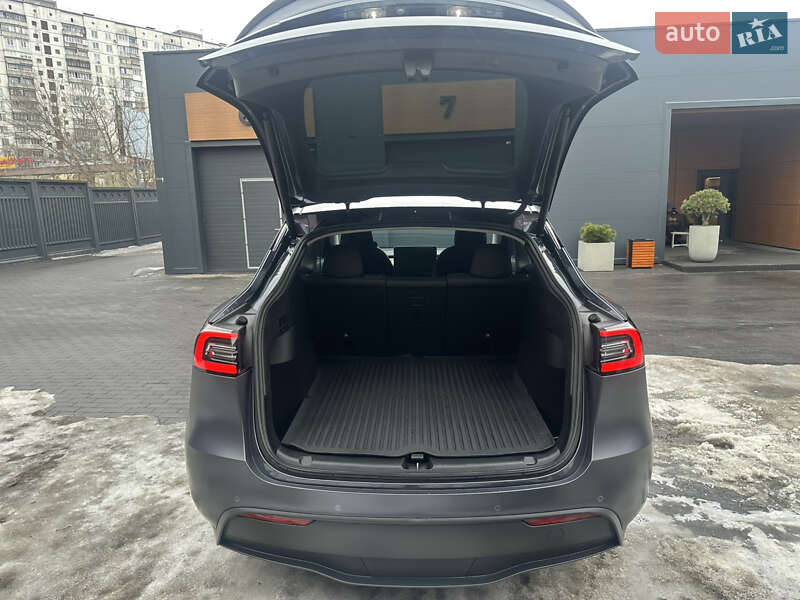 Внедорожник / Кроссовер Tesla Model Y 2022 в Киеве фото 11 Внедорожник / Кроссовер Tesla Model Y 2022 в Киеве