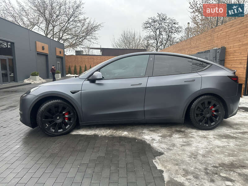 Внедорожник / Кроссовер Tesla Model Y 2022 в Киеве фото 6 Внедорожник / Кроссовер Tesla Model Y 2022 в Киеве