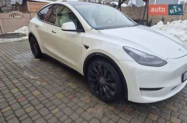 Внедорожник / Кроссовер Tesla Model Y 2023 в Львове