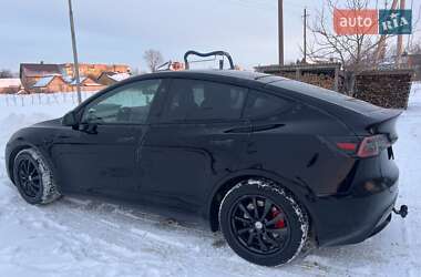 Внедорожник / Кроссовер Tesla Model Y 2023 в Львове
