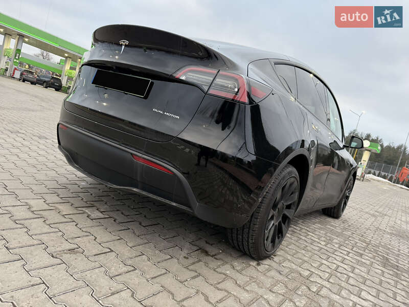 Внедорожник / Кроссовер Tesla Model Y 2022 в Днепре