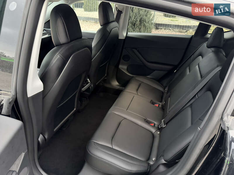 Внедорожник / Кроссовер Tesla Model Y 2022 в Днепре