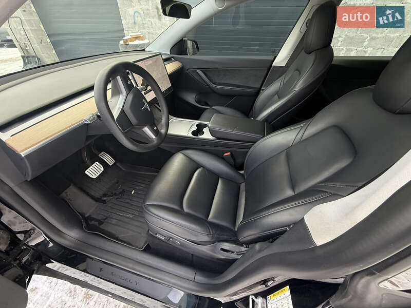 Позашляховик / Кросовер Tesla Model Y 2021 в Львові фото 9 Позашляховик / Кросовер Tesla Model Y 2021 в Львові
