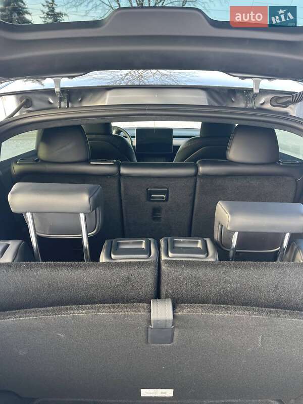 Внедорожник / Кроссовер Tesla Model Y 2024 в Киеве фото 9 Внедорожник / Кроссовер Tesla Model Y 2024 в Киеве