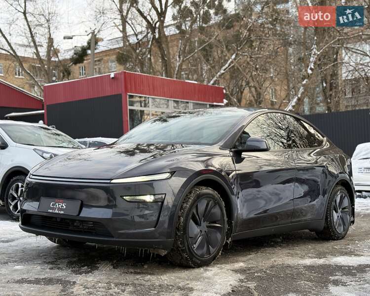 Позашляховик / Кросовер Tesla Model Y 2025 в Києві фото 8 Позашляховик / Кросовер Tesla Model Y 2025 в Києві