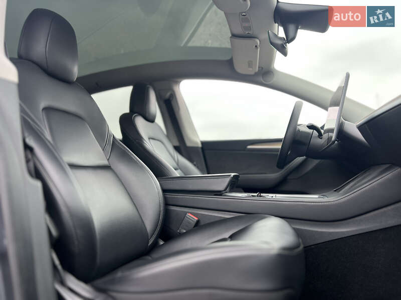 Позашляховик / Кросовер Tesla Model Y 2021 в Миколаєві фото 12 Позашляховик / Кросовер Tesla Model Y 2021 в Миколаєві
