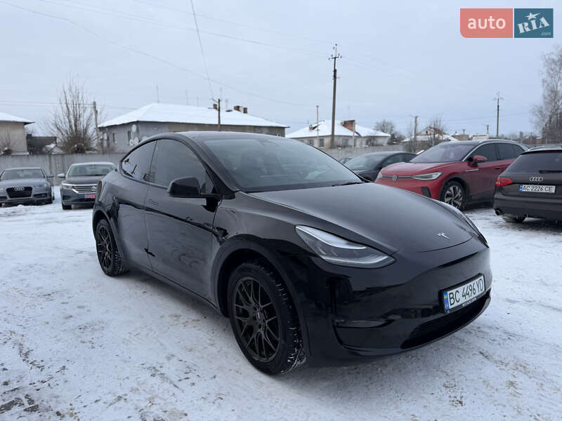Внедорожник / Кроссовер Tesla Model Y 2022 в Луцке