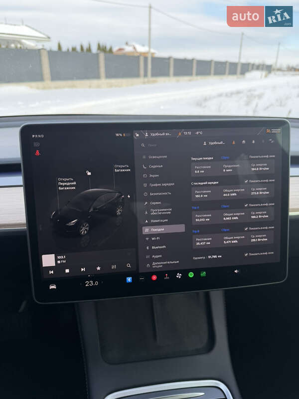 Позашляховик / Кросовер Tesla Model Y 2023 в Києві фото 6 Позашляховик / Кросовер Tesla Model Y 2023 в Києві