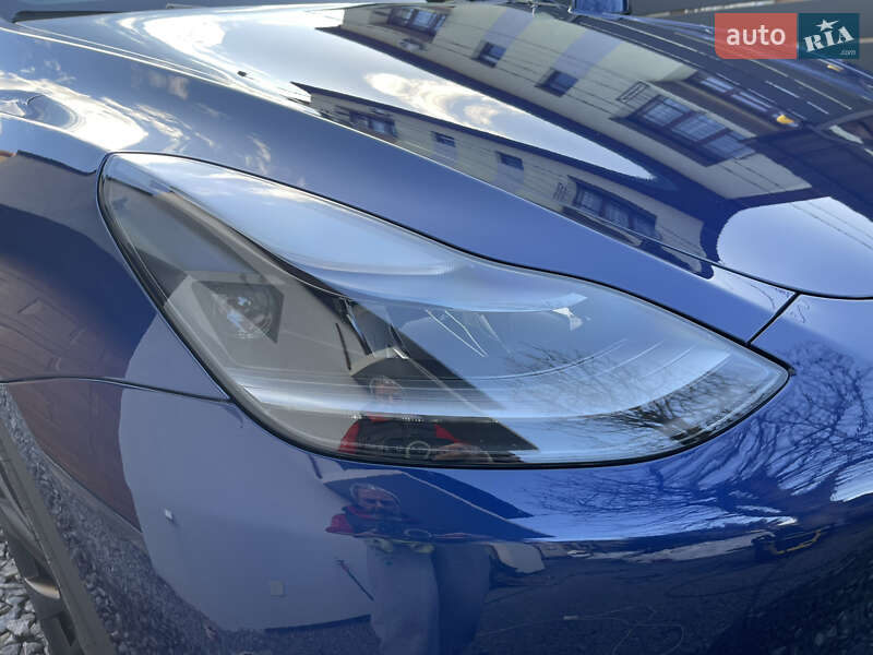 Позашляховик / Кросовер Tesla Model Y 2023 в Львові фото 18 Позашляховик / Кросовер Tesla Model Y 2023 в Львові