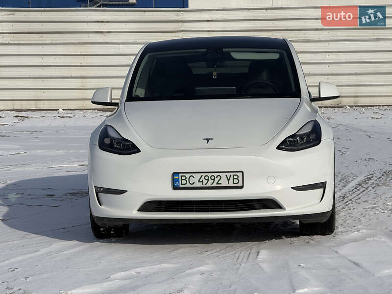 Позашляховик / Кросовер Tesla Model Y 2023 в Львові
