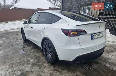 Позашляховик / Кросовер Tesla Model Y 2022 в Києві