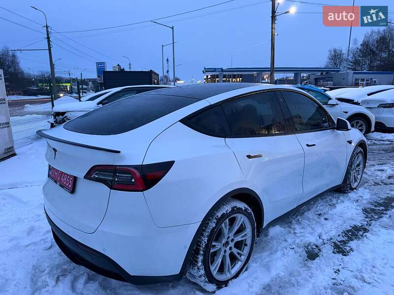 Позашляховик / Кросовер Tesla Model Y 2020 в Луцьку