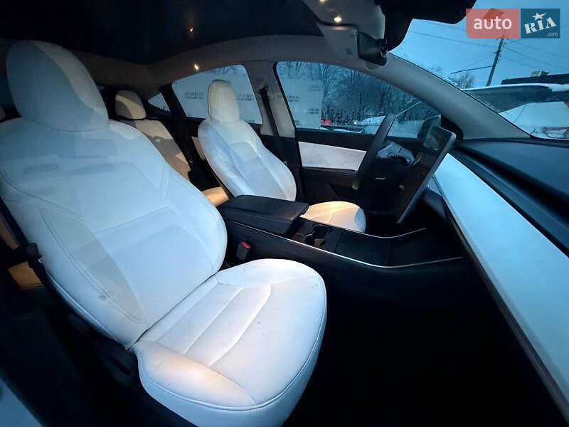 Позашляховик / Кросовер Tesla Model Y 2020 в Луцьку