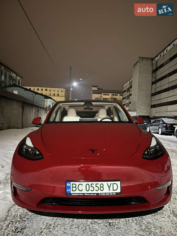 Внедорожник / Кроссовер Tesla Model Y 2023 в Львове