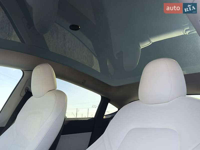 Внедорожник / Кроссовер Tesla Model Y 2022 в Киеве фото 15 Внедорожник / Кроссовер Tesla Model Y 2022 в Киеве