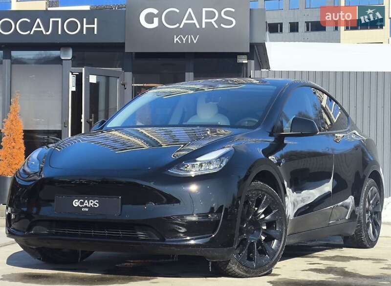 Tesla Model Y 2022