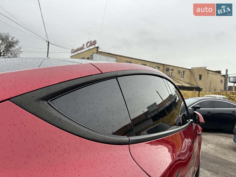 Позашляховик / Кросовер Tesla Model Y 2023 в Запоріжжі фото 12 Позашляховик / Кросовер Tesla Model Y 2023 в Запоріжжі
