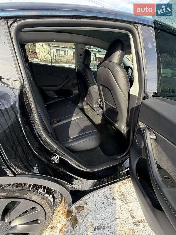 Позашляховик / Кросовер Tesla Model Y 2023 в Самборі