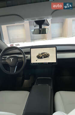 Внедорожник / Кроссовер Tesla Model Y 2022 в Днепре