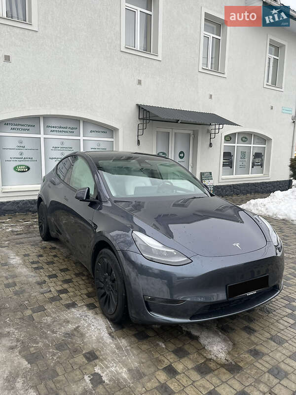 Внедорожник / Кроссовер Tesla Model Y 2023 в Львове
