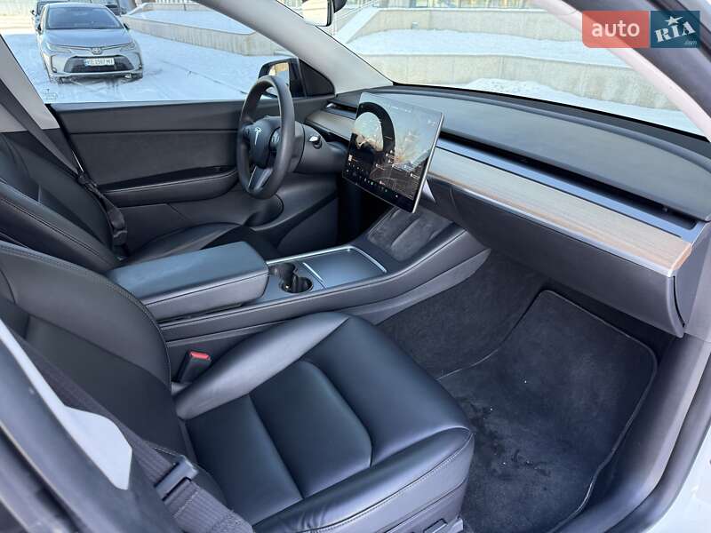 Внедорожник / Кроссовер Tesla Model Y 2021 в Днепре фото 15 Внедорожник / Кроссовер Tesla Model Y 2021 в Днепре