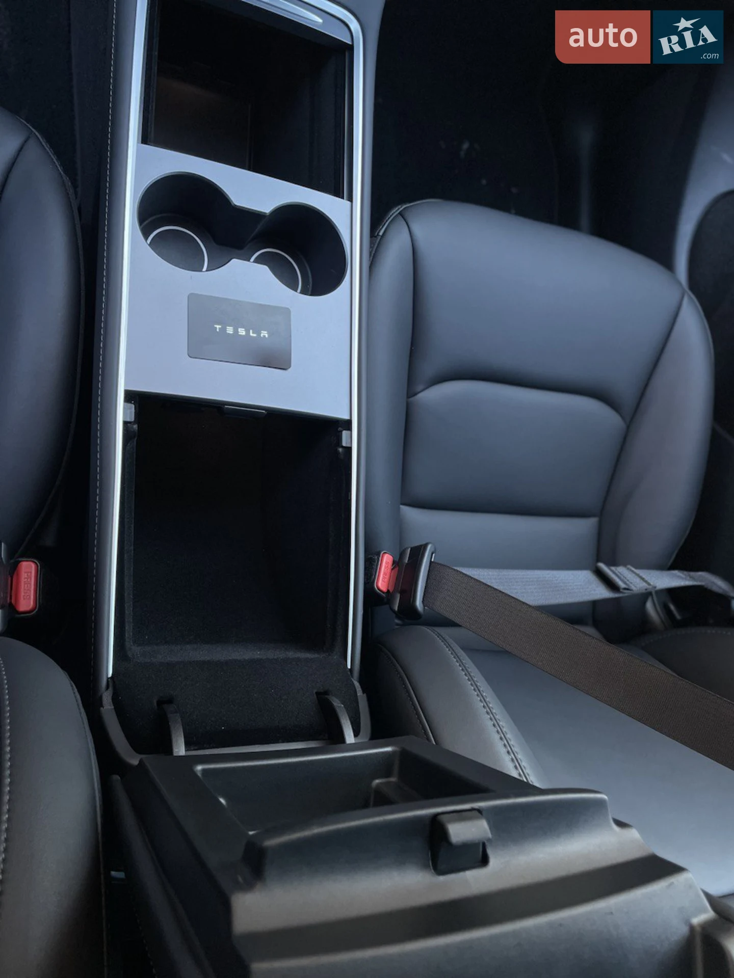 2023 Tesla Model Y - мініатюра 9