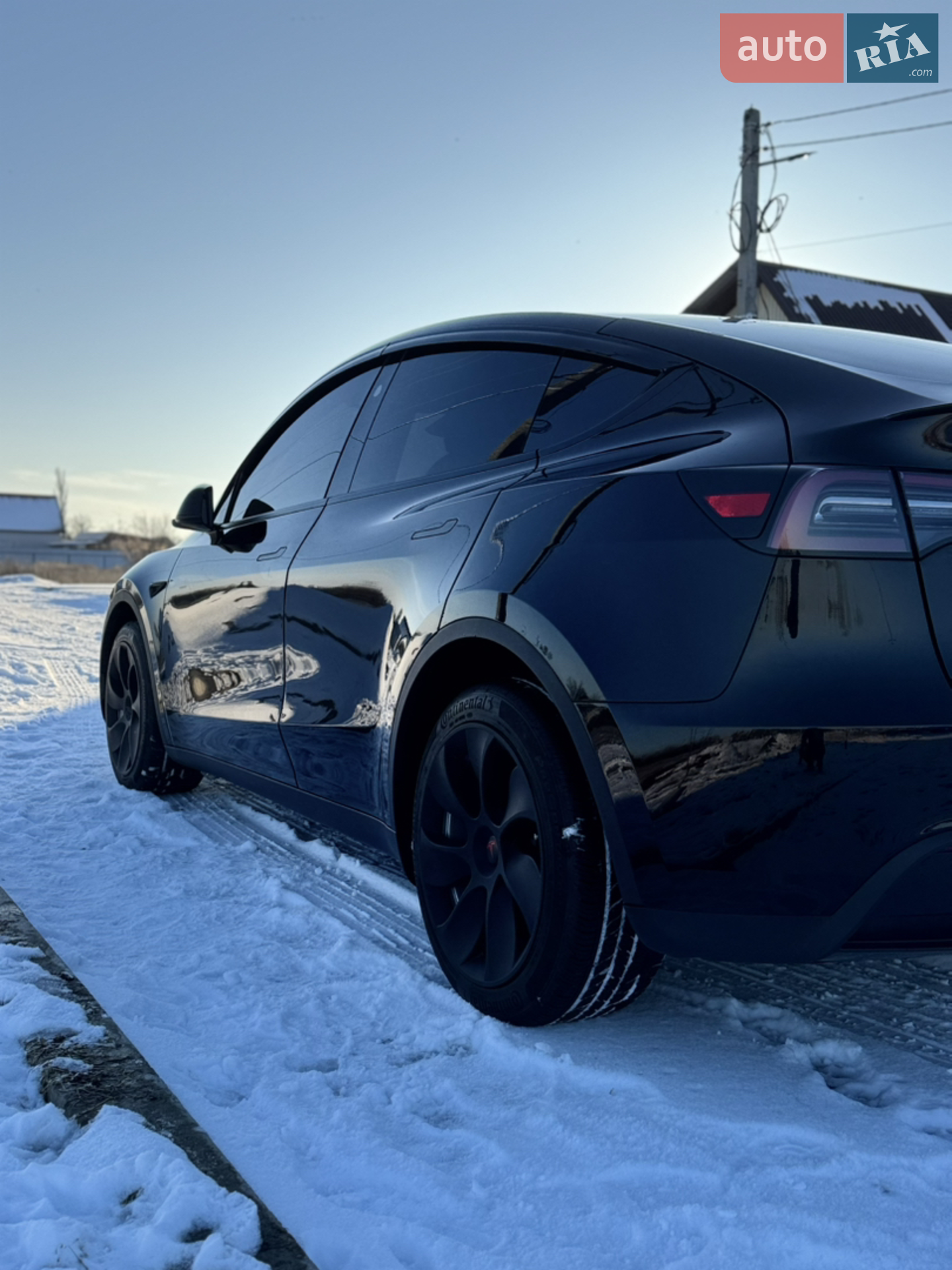 2024 Tesla Model Y - мініатюра 3
