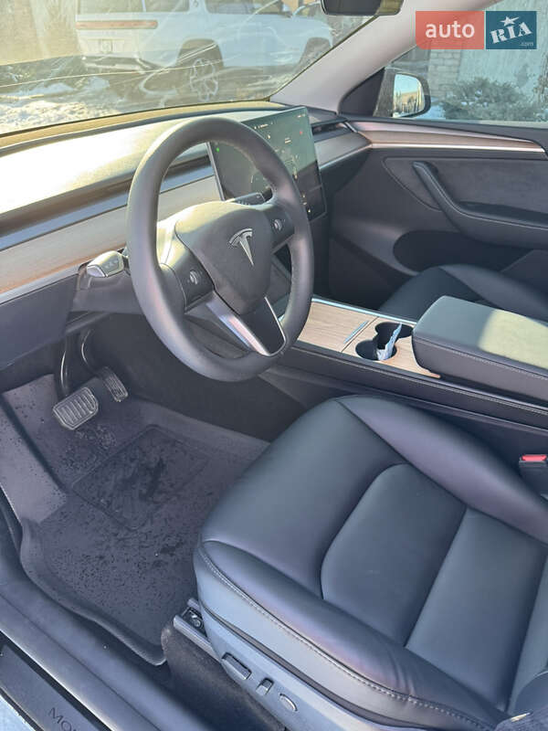 Внедорожник / Кроссовер Tesla Model Y 2024 в Днепре фото 16 Внедорожник / Кроссовер Tesla Model Y 2024 в Днепре