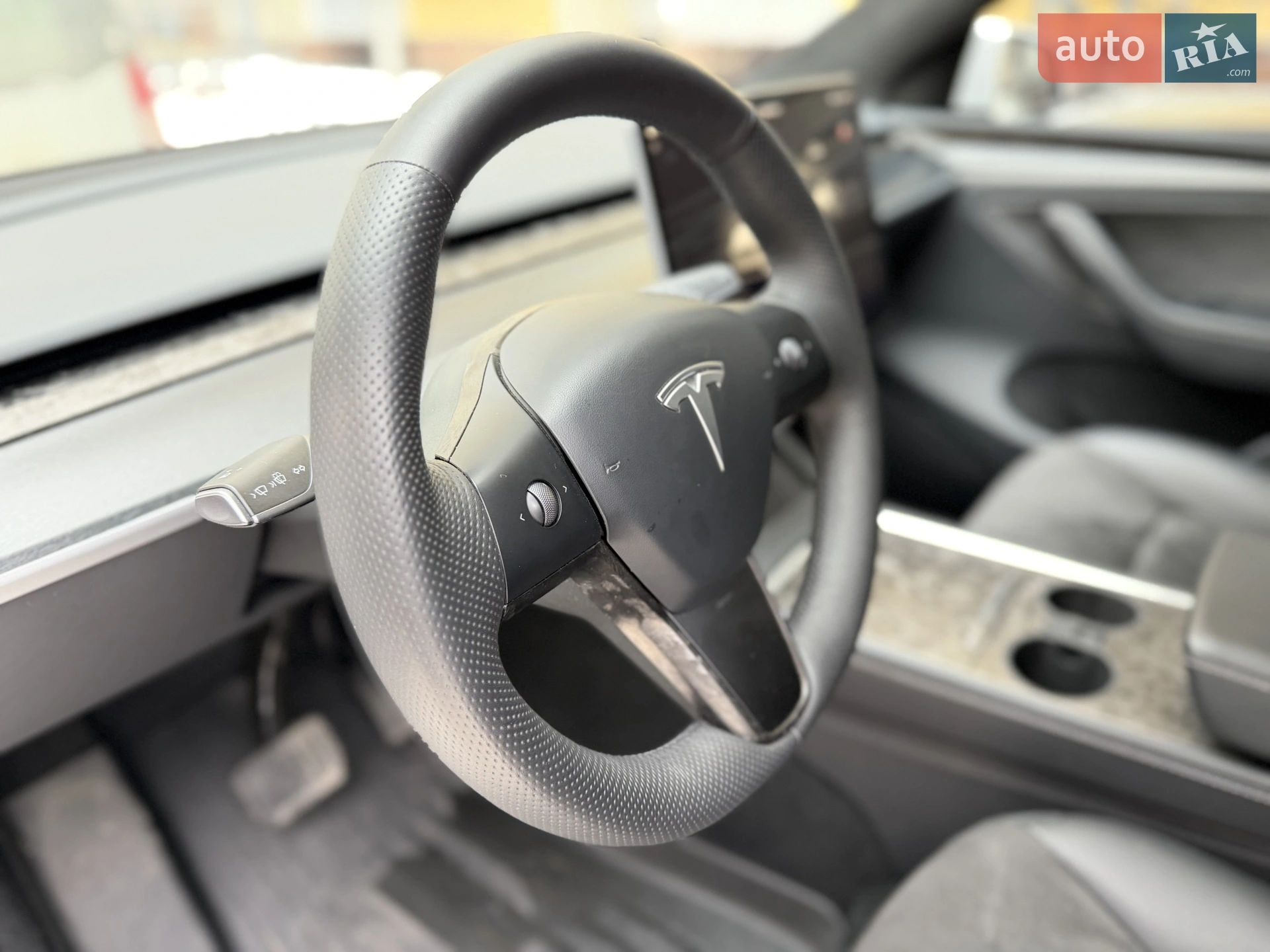 2024 Tesla Model Y - мініатюра 22