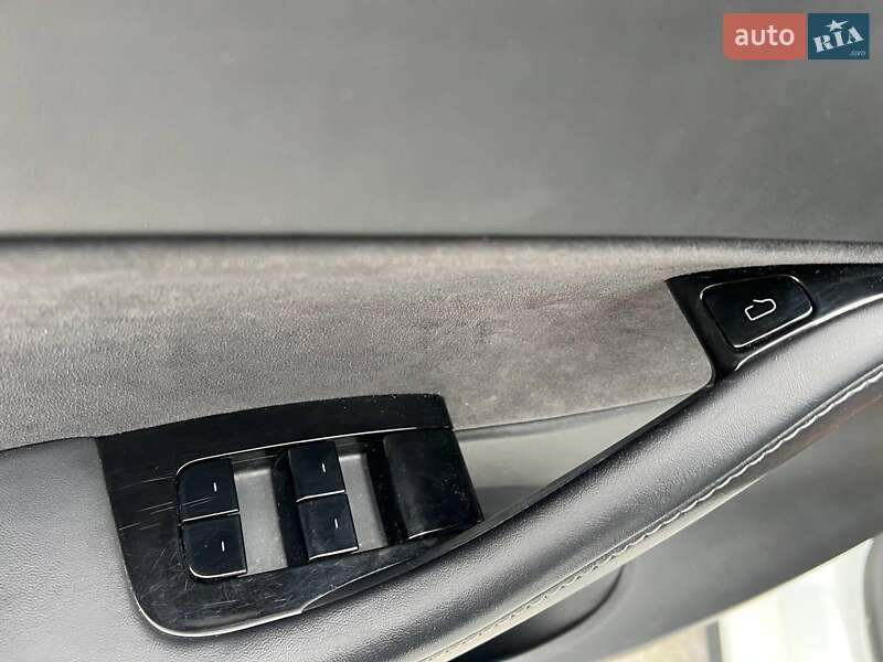 Позашляховик / Кросовер Tesla Model Y 2020 в Львові