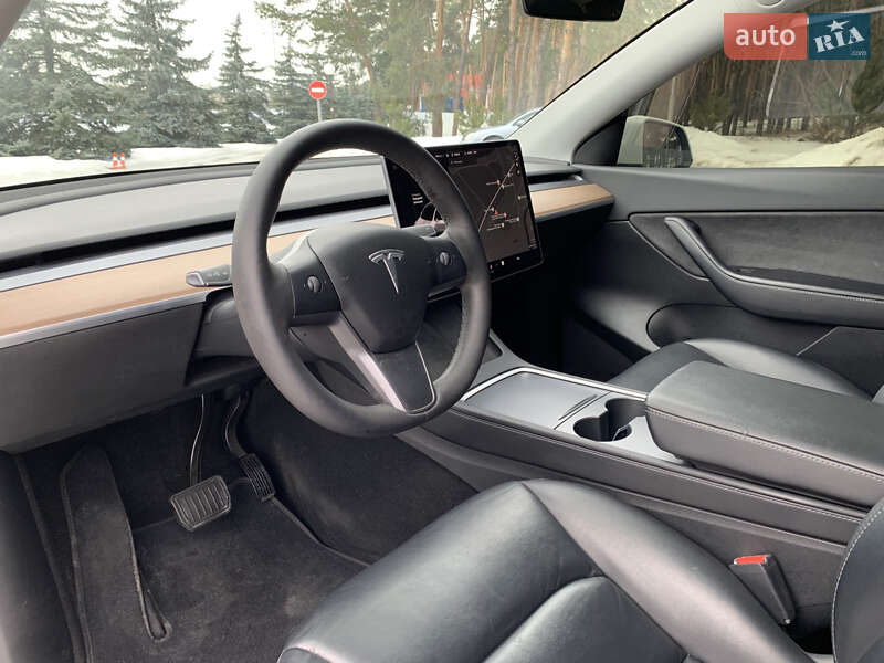 Позашляховик / Кросовер Tesla Model Y 2021 в Києві