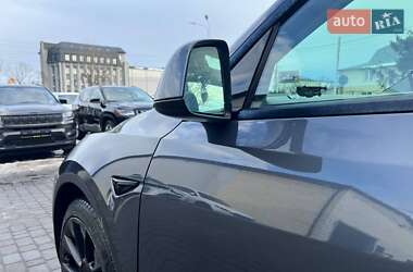 Позашляховик / Кросовер Tesla Model Y 2022 в Івано-Франківську