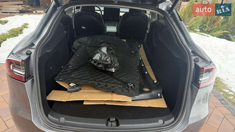 Позашляховик / Кросовер Tesla Model Y 2025 в Луцьку фото 13 Позашляховик / Кросовер Tesla Model Y 2025 в Луцьку