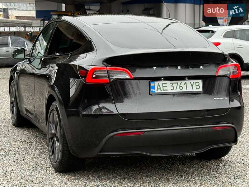 Внедорожник / Кроссовер Tesla Model Y 2024 в Днепре