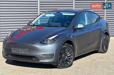 Позашляховик / Кросовер Tesla Model Y 2025 в Києві