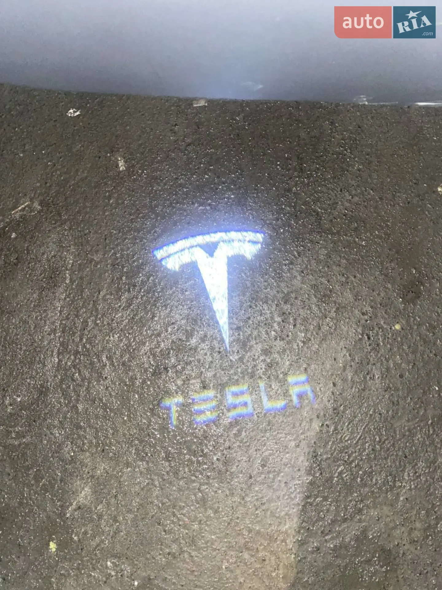 2020 Tesla Model Y - мініатюра 2