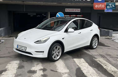 Внедорожник / Кроссовер Tesla Model Y 2024 в Киеве