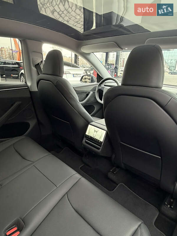 Внедорожник / Кроссовер Tesla Model Y 2025 в Киеве фото 14 Внедорожник / Кроссовер Tesla Model Y 2025 в Киеве