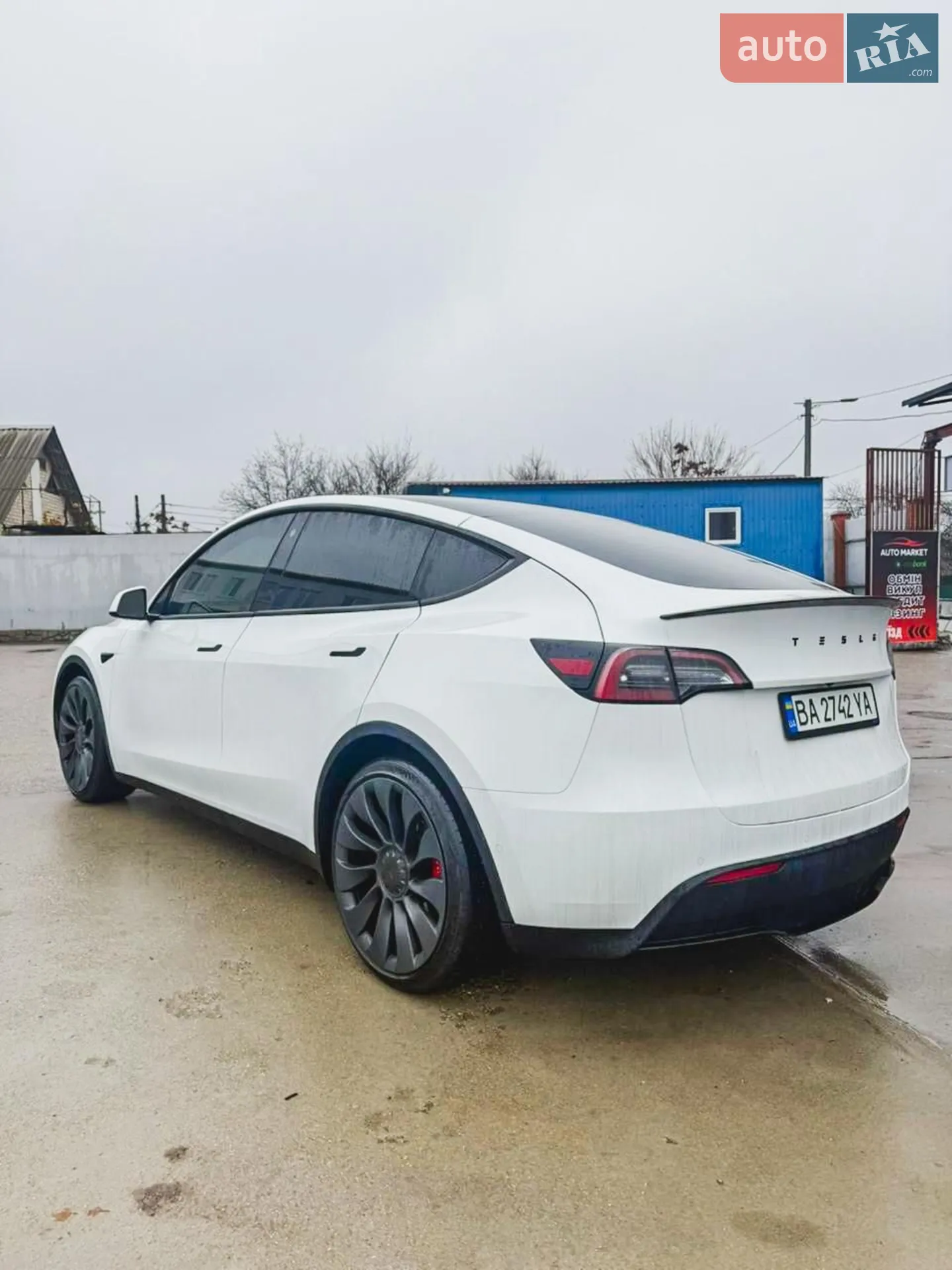 2022 Tesla Model Y - мініатюра 3